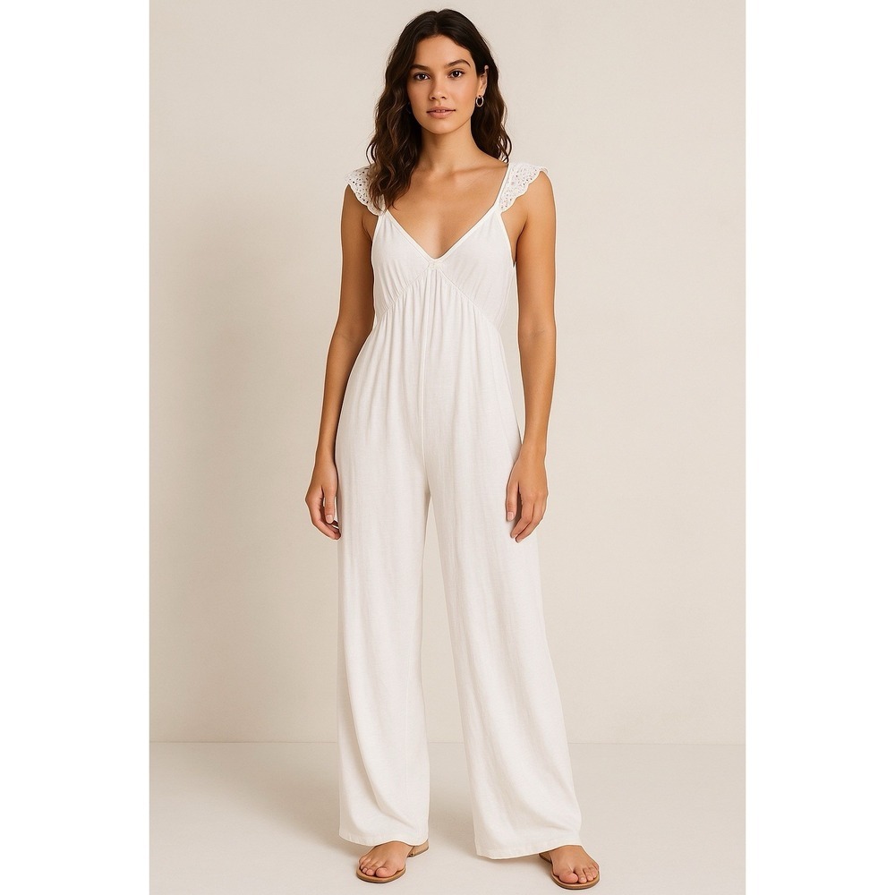 Sosa Cute  White Summer one Piece  Jumpsuit Size 4